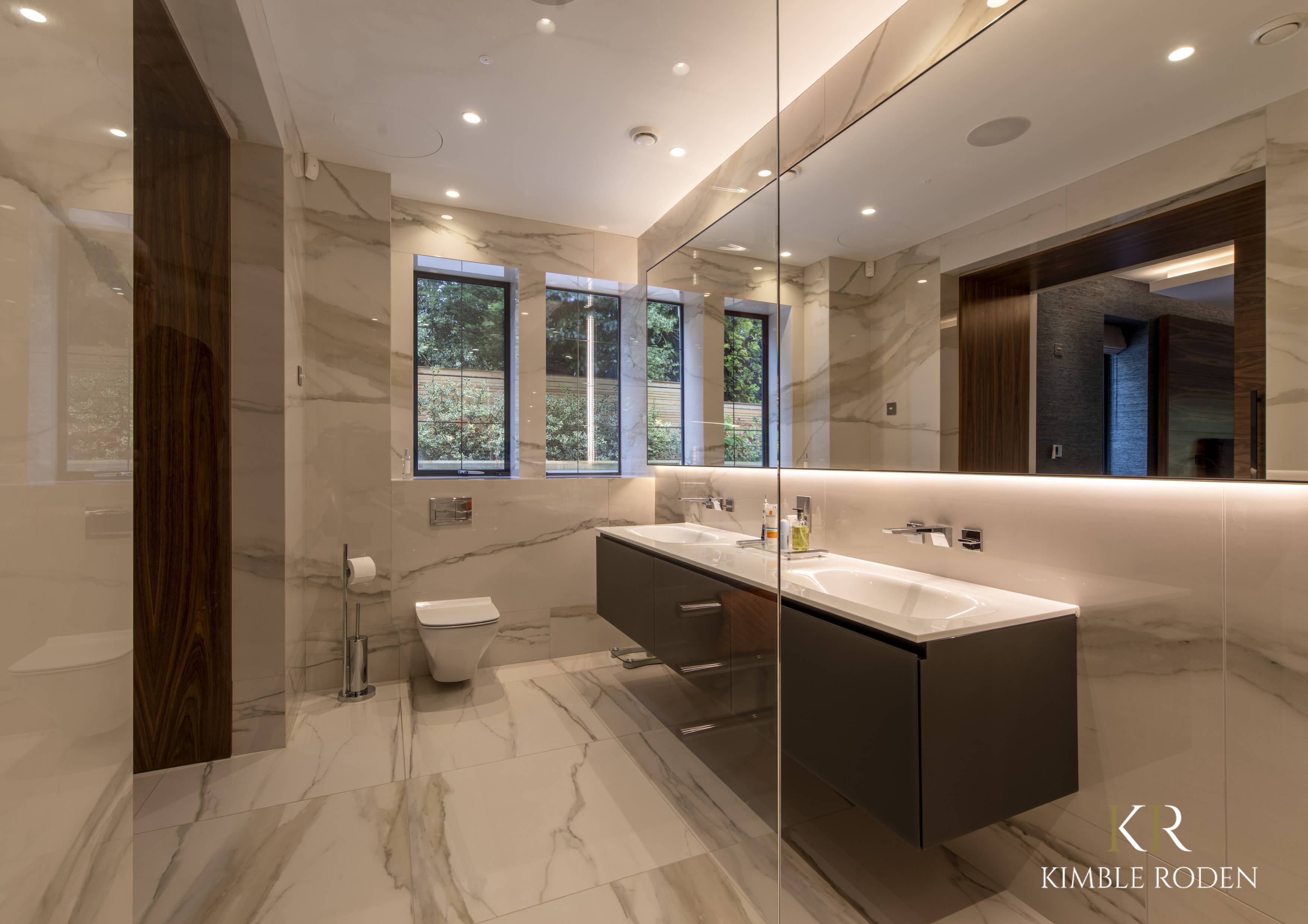 Bathroom Design Creating a Space that Balances Aesthetics and